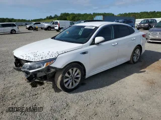 2018 Kia Optima S z VIN 5XXGT4L3XJG260148, wystawiony jako Copart lot #52029585 z przebiegiem 108 289 mil mil oraz Szkoda całkowita • Salvage title. Historia ofert i sprzedaży dostępna na DreamBid. Obrazek 1.