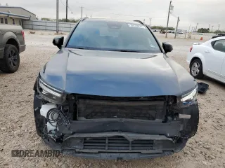 2022 Volvo XC40 Twin Plus z VIN YV4ED3UR0N2691608, wystawiony jako Copart lot #79759674 z przebiegiem 17 633 mil mil oraz Szkoda całkowita • Salvage title. Historia ofert i sprzedaży dostępna na DreamBid. Obrazek 5.