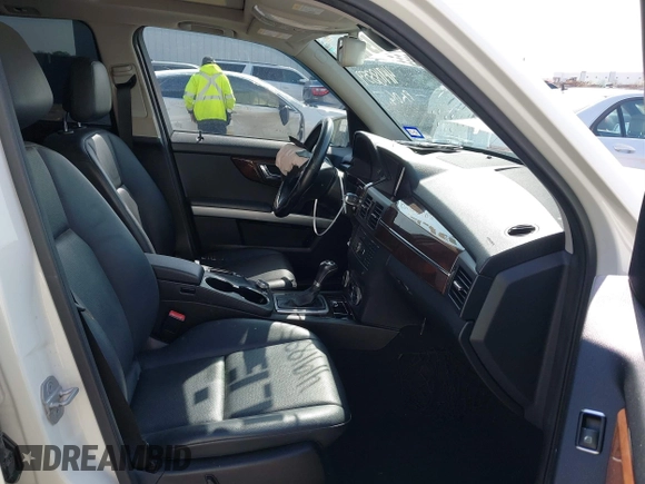 2011 Mercedes-Benz GLK 350 with VIN WDCGG5GB5BF527010, listed as a IAAI auction lot 41918859 with 127,012 mi miles and . Bid and sale history available at DreamBid. Image 5.