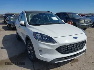 2020 Ford Escape Titanium Hybrid z VIN 1FMCU9DZXLUA44174, wystawiony jako IAAI lot #41782830 z przebiegiem 39 330 mil mil oraz . Historia ofert i sprzedaży dostępna na DreamBid. Obrazek 1.