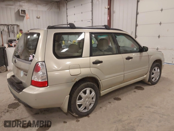 2006 Subaru Forester 2.5 X with VIN JF1SG63676H711623, listed as a IAAI auction lot 41986446 with 188,306 mi miles. Bid and sale history available at carsss.com. Image 4.