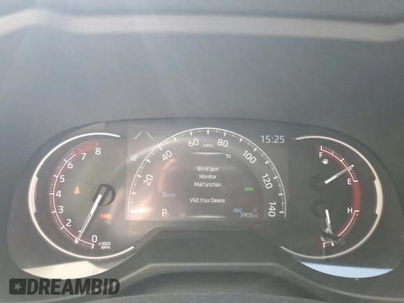 2023 Toyota RAV4 XLE Premium z VIN 2T3A1RFV4PW405924, wystawiony jako Copart lot #51875765 z przebiegiem 3 905 mil mil oraz Szkoda całkowita • Salvage title. Historia ofert i sprzedaży dostępna na DreamBid. Obrazek 9.