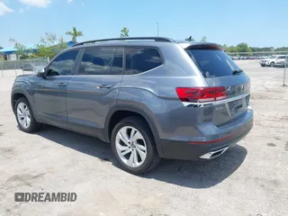 2021 Volkswagen Atlas SE with VIN 1V2HR2CA9MC585740, listed as a IAAI auction lot 42279757 with 64,995 mi miles and . Bid and sale history available at DreamBid. Image 3.
