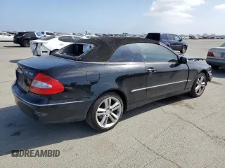 2008 Mercedes-Benz CLK 350 с VIN WDBTK56F78F240573, выставлен на аукционе Copart как лот 54257055 с пробегом 112 565 миль миль и Списание • Salvage title. История ставок и продаж доступна на DreamBid. Изображение 3.