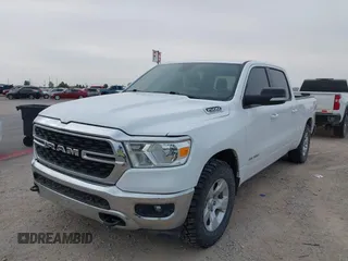 2022 Ram 1500 Big Horn z VIN 1C6SRFMT8NN313403, wystawiony jako IAAI lot #42334732 z przebiegiem 96 588 mil mil oraz . Historia ofert i sprzedaży dostępna na DreamBid. Obrazek 6.