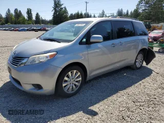 2015 Toyota Sienna LE с VIN 5TDJK3DC1FS127902, выставлен на аукционе Copart как лот 58851545 с пробегом 165 492 миль миль и Списание • Salvage title. История ставок и продаж доступна на DreamBid. Изображение 1.