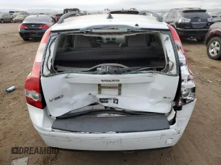 2007 Volvo V50 2.4L with VIN YV1MW382472289447, listed as a Copart auction lot 79898613 with 157,088 mi miles and Salvage Title. Bid and sale history available at carsss.com. Image 6.