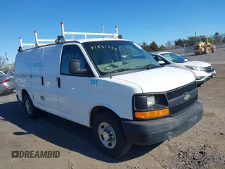 2012 Chevrolet Express Cargo Van with VIN 1GCWGFBA4C1201669, listed as a IAAI auction lot 41831558 with 267,255 mi miles. Bid and sale history available at carsss.com. Image 1.
