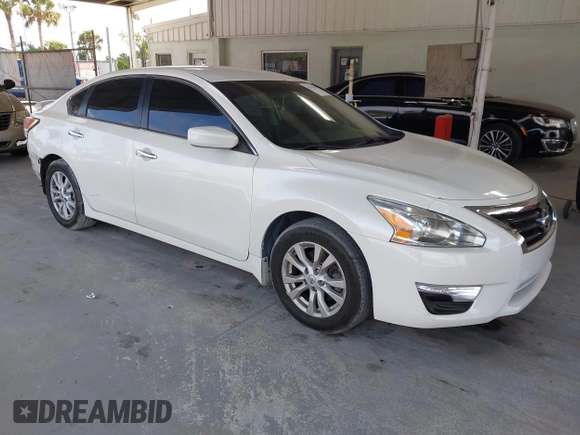 2014 Nissan Altima S with VIN 1N4AL3AP5EC136502, listed as a IAAI auction lot 42143885 with 116,923 mi miles and . Bid and sale history available at DreamBid. Image 1.