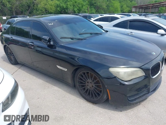 2011 BMW 7 Series 750Li with VIN WBAKB8C55BC852304, listed as a IAAI auction lot 42017467 with 116,530 mi miles. Bid and sale history available at carsss.com. Image 1.