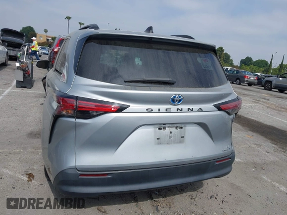 2021 Toyota Sienna LE with VIN 5TDKRKEC5MS010782, listed as a IAAI auction lot 42272827 with 196,844 mi miles and . Bid and sale history available at DreamBid. Image 16.