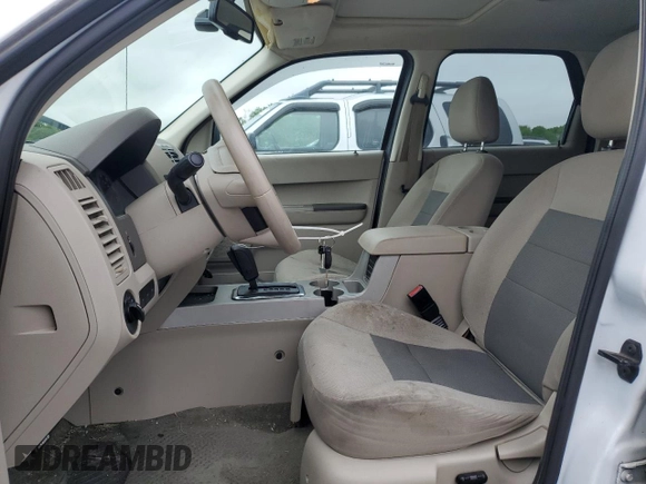 2008 Ford Escape XLT с VIN 1FMCU93118KC45606, выставлен на аукционе Copart как лот 58634705 с пробегом 122 209 миль миль и Списание • Salvage title. История ставок и продаж доступна на DreamBid. Изображение 7.