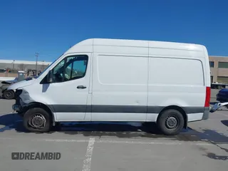 2020 Mercedes-Benz Sprinter Cargo with VIN W1W70BGY8LT026861, listed as a IAAI auction lot 41679015 with 96,367 mi miles and . Bid and sale history available at carsss.com. Image 15.