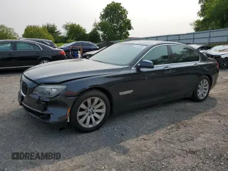 2010 BMW 7 Series 750i xDrive z VIN WBAKC6C51ACL67738, wystawiony jako Copart lot #57118295 z przebiegiem 124 911 mil mil oraz Szkoda całkowita • Salvage title. Historia ofert i sprzedaży dostępna na DreamBid. Obrazek 1.