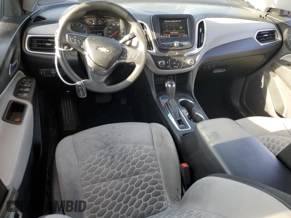 2021 Chevrolet Equinox LS z VIN 2GNAXHEV1M6160976, wystawiony jako Copart lot #54118495 z przebiegiem 58 473 mil mil oraz Szkoda całkowita • Salvage title. Historia ofert i sprzedaży dostępna na DreamBid. Obrazek 8.
