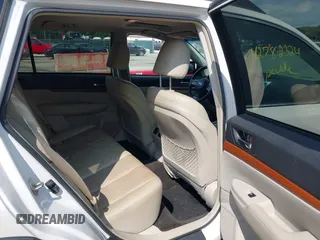 2014 Subaru Outback Limited with VIN 4S4BRBLC2E3309969, listed as a IAAI auction lot 42782324 with 187,771 mi miles and . Bid and sale history available at DreamBid. Image 8.