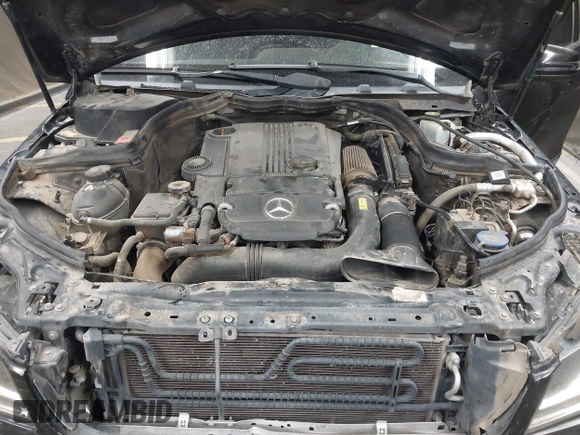 2013 Mercedes-Benz C 250 Sport with VIN WDDGF4HB8DA793855, listed as a IAAI auction lot 41989172 with 150,537 mi miles and . Bid and sale history available at carsss.com. Image 10.