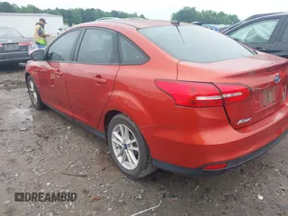 2018 Ford Focus SE with VIN 1FADP3F25JL265039, listed as a IAAI auction lot 42352050 with 140,127 mi miles and . Bid and sale history available at DreamBid. Image 3.