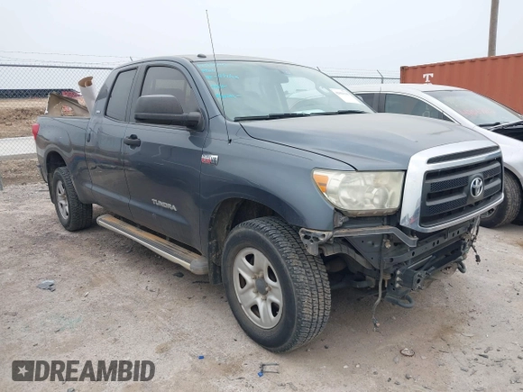 2010 Toyota Tundra z VIN 5TFUW5F10AX137509, wystawiony jako IAAI lot #42061138 z przebiegiem 139 128 mil mil oraz . Historia ofert i sprzedaży dostępna na DreamBid. Obrazek 1.