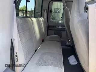 2001 Ford F-350 XL with VIN 1FTSX31F01EA22013, listed as a IAAI auction lot 42769326 with 187,628 mi miles and . Bid and sale history available at DreamBid. Image 8.
