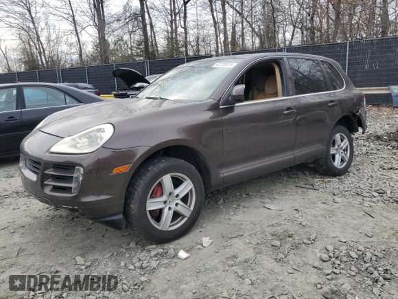 2009 Porsche Cayenne z VIN WP1AA29P79LA04909, wystawiony jako Copart lot #47720915 z przebiegiem 208 619 mil mil oraz Szkody całkowita. Historia ofert i sprzedaży dostępna na DreamBid. Obrazek 1.