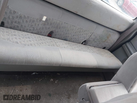 1999 Ford F-250 XL with VIN 1FTNX21S3XEA40891, listed as a IAAI auction lot 42432214 with 150,591 mi miles and . Bid and sale history available at DreamBid. Image 8.