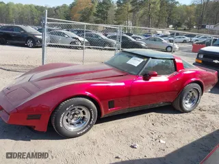 1981 Chevrolet Corvette with VIN 1G1AY8769B5102708, listed as a IAAI auction lot 41895949 with 98,292 mi miles. Bid and sale history available at carsss.com. Image 14.