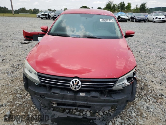 2013 Volkswagen Jetta SE with VIN 3VWDP7AJ2DM420260, listed as a Copart auction lot 59042725 with 161,578 mi miles and Salvage title. Bid and sale history available at DreamBid. Image 5.