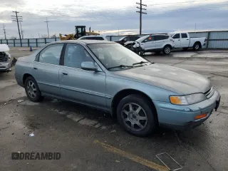 1994 Honda Accord EX with VIN JHMCD5657RC010794, listed as a Copart auction lot 84705444 with 153,617 mi miles and Salvage Title. Bid and sale history available at carsss.com. Image 4.