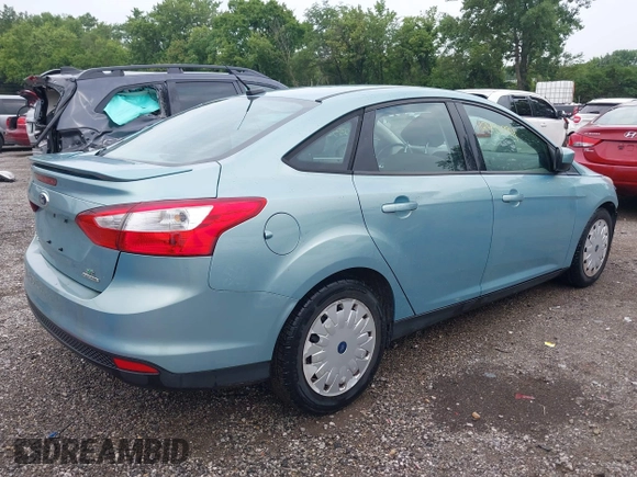 2012 Ford Focus SE with VIN 1FAHP3F29CL464650, listed as a IAAI auction lot 42495994 with 142,336 mi miles and . Bid and sale history available at DreamBid. Image 4.