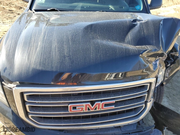 2019 GMC Yukon SLT with VIN 1GKS2BKC5KR117288, listed as a Copart auction lot 47980635 with 151,332 mi miles and Salvage Title. Bid and sale history available at carsss.com. Image 12.