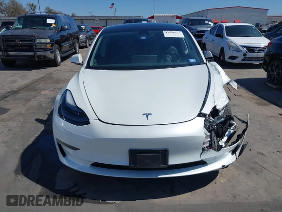 2023 Tesla Model 3 z VIN 5YJ3E1EA0PF608506, wystawiony jako IAAI lot #41748862 z przebiegiem 15 mil mil oraz . Historia ofert i sprzedaży dostępna na DreamBid. Obrazek 19.