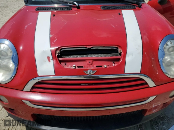 2005 MINI Hardtop S with VIN WMWRE33475TD92831, listed as a Copart auction lot 55299615 with 155,632 mi miles and Salvage title. Bid and sale history available at DreamBid. Image 11.