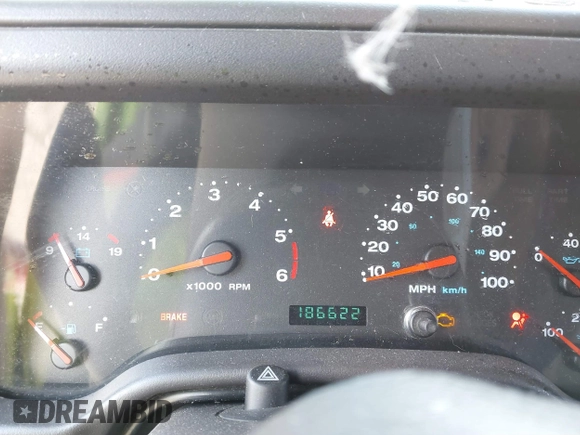 2002 Jeep Wrangler Sport with VIN 1J4FA49S62P743771, listed as a IAAI auction lot 41791205 with 186,622 mi miles. Bid and sale history available at carsss.com. Image 7.