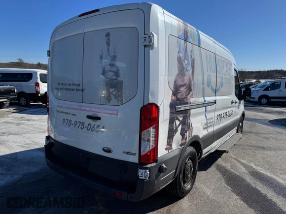 2015 Ford Transit Passenger XL with VIN 1FBAX2CM7FKA92784, listed as a Copart auction lot 46756565 with Not Provided miles and Clean Title. Bid and sale history available at carsss.com. Image 4.