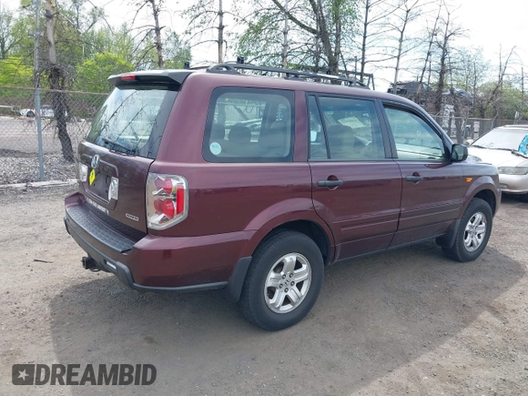 2007 Honda Pilot LX with VIN 5FNYF18107B016599, listed as a IAAI auction lot 42142933 with 186,442 mi miles and . Bid and sale history available at carsss.com. Image 4.