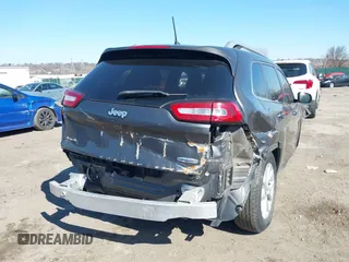 2017 Jeep Cherokee Latitude with VIN 1C4PJMCS2HW575645, listed as a IAAI auction lot 41747140 with 1 mi miles. Bid and sale history available at carsss.com. Image 6.