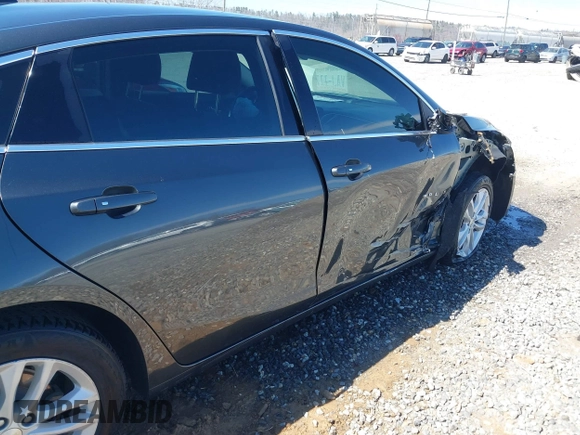 2018 Chevrolet Malibu LT with VIN 1G1ZD5ST3JF103582, listed as a IAAI auction lot 41789315 with 160,266 mi miles. Bid and sale history available at carsss.com. Image 17.