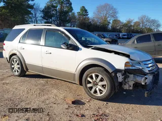 2008 Ford Taurus X SEL with VIN 1FMDK05W48GA41545, listed as a IAAI auction lot 41224904 with 325,617 mi miles and . Bid and sale history available at DreamBid. Image 1.