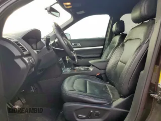 2017 Ford Explorer XLT z VIN 1FM5K7D85HGD63675, wystawiony jako Copart lot #56566605 z przebiegiem 107 344 mil mil oraz Szkoda całkowita • Salvage title. Historia ofert i sprzedaży dostępna na DreamBid. Obrazek 7.