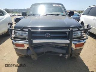 1998 Toyota 4Runner SR5 с VIN JT3GN86R2W0068947, выставлен на аукционе Copart как лот 61306905 с пробегом 205 753 миль миль и Списание • Salvage title. История ставок и продаж доступна на DreamBid. Изображение 5.