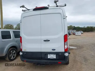 2019 Ford Transit z VIN 1FTYR2CM8KKA13993, wystawiony jako IAAI lot #41955116 z przebiegiem 91 395 mil mil oraz . Historia ofert i sprzedaży dostępna na DreamBid. Obrazek 16.