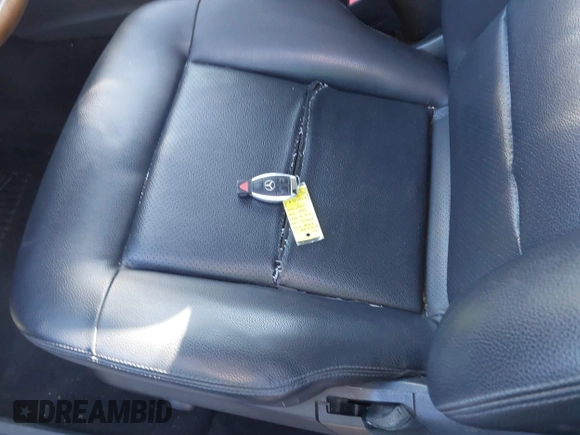 2012 Mercedes-Benz E 350 Luxury with VIN WDDHF8JB8CA526817, listed as a IAAI auction lot 41740110 with Not provided miles and . Bid and sale history available at DreamBid. Image 11.