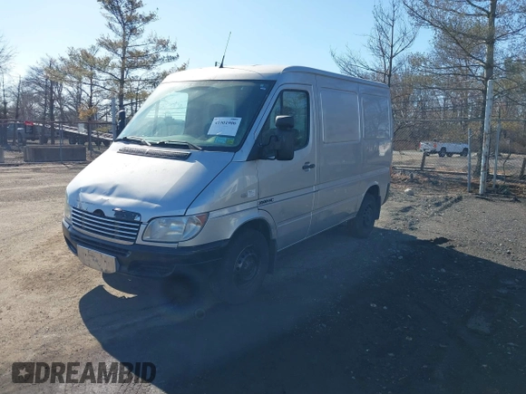 2006 Freightliner Sprinter with VIN WDYPD144765863576, listed as a IAAI auction lot 41901906 with 70,660 mi miles and . Bid and sale history available at DreamBid. Image 2.