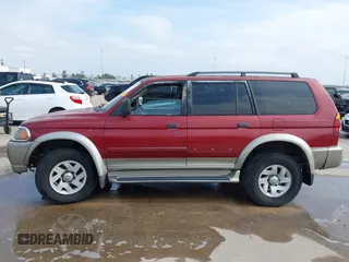 2001 Mitsubishi Montero Sport XLS with VIN JA4LS31H21P050687, listed as a IAAI auction lot 41532653 with 183,037 mi miles. Bid and sale history available at carsss.com. Image 15.