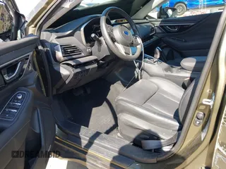 2024 Subaru Outback Limited XT z VIN 4S4BTGND8R3213645, wystawiony jako IAAI lot #41974558 z przebiegiem 6 982 mil mil oraz . Historia ofert i sprzedaży dostępna na DreamBid. Obrazek 5.