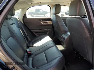 2017 Jaguar XF 20d Premium с VIN SAJBD4BN0HCY36349, выставлен на аукционе Copart как лот 59002945 с пробегом 83 568 миль миль и Чистый • Clean title. История ставок и продаж доступна на DreamBid. Изображение 10.