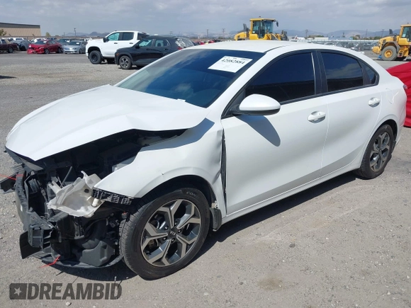 2021 Kia Forte LXS z VIN 3KPF24ADXME348303, wystawiony jako IAAI lot #42082884 z przebiegiem 102 754 mil mil oraz . Historia ofert i sprzedaży dostępna na DreamBid. Obrazek 2.