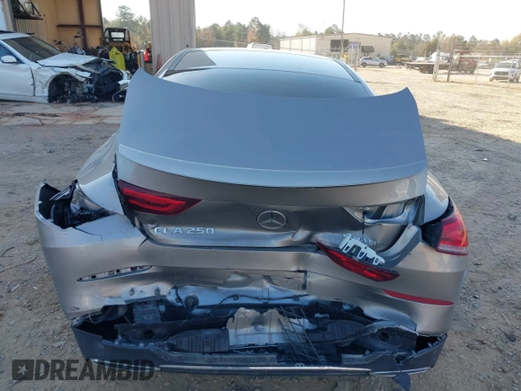 2020 Mercedes-Benz CLA with VIN WDD5J4HB1LN035806, listed as a IAAI auction lot 41023137 with 39,620 mi miles. Bid and sale history available at carsss.com. Image 6.