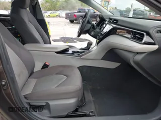 2019 Toyota Camry LE with VIN 4T1B11HKXKU818442, listed as a IAAI auction lot 41906128 with 30,728 mi miles and . Bid and sale history available at DreamBid. Image 5.